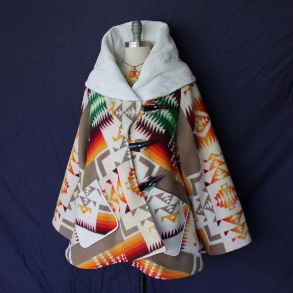Pendleton Beaver state Chief Joseph Wool blanket Cloak poncho Aztec Swing jacket - Picture 7 of 12